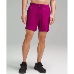 Lululemon Mens Size XL License to Train Short 7" Magenta Purple LM7BBIS Active